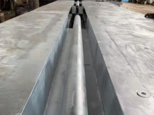 拖纜槽--海南金漿紙業(yè)碼頭